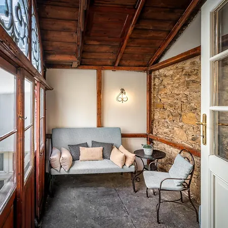 6 Continents By Adrez Apartment