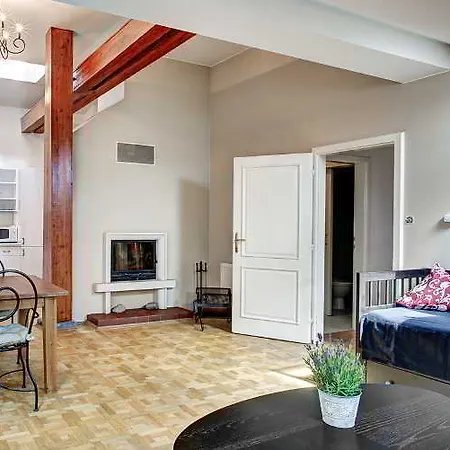 Apartment 6 Continents By Adrez