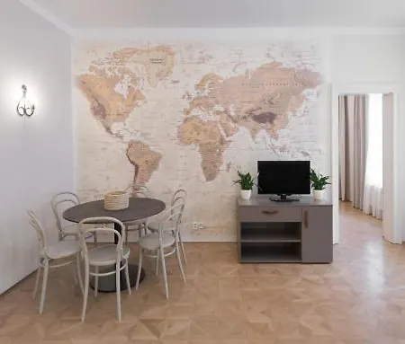 6 Continents By Adrez Apartment