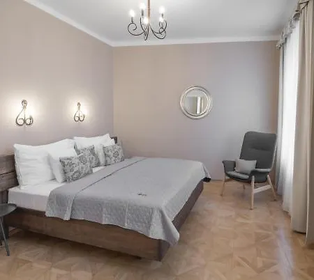 6 Continents By Adrez Apartment *