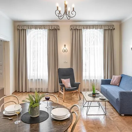 6 Continents Apartments By Adrez
